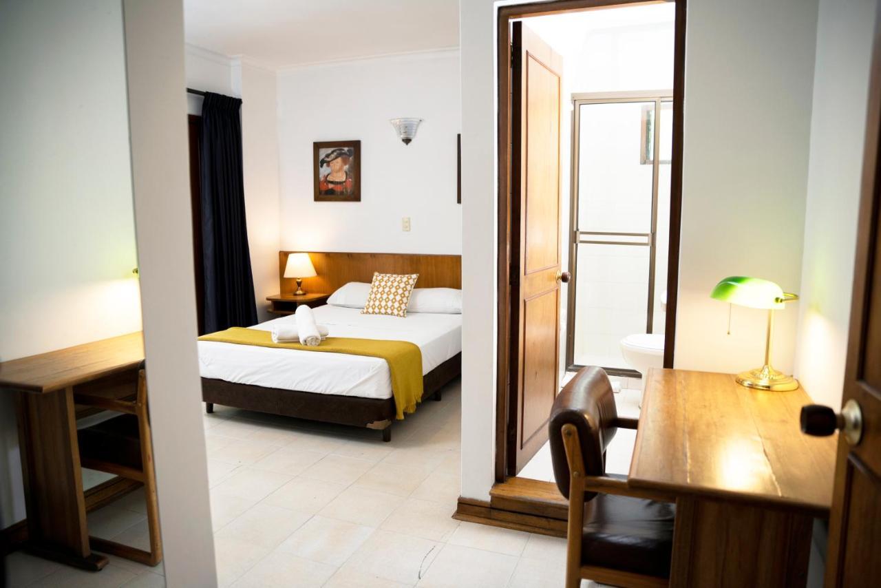 Casa Rosales Hotel Medellín Eksteriør billede