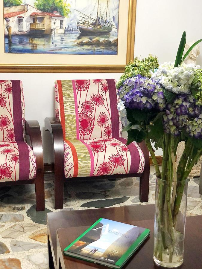 Casa Rosales Hotel Medellín Eksteriør billede