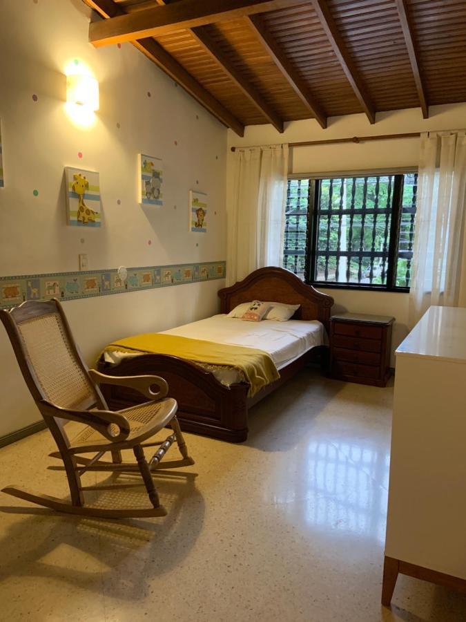 Casa Rosales Hotel Medellín Eksteriør billede