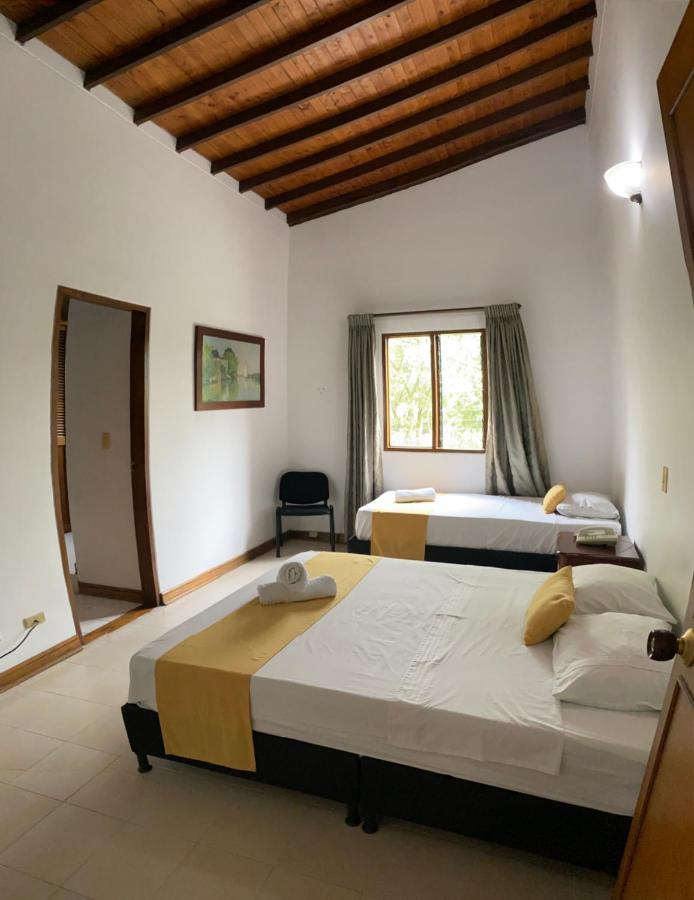 Casa Rosales Hotel Medellín Eksteriør billede