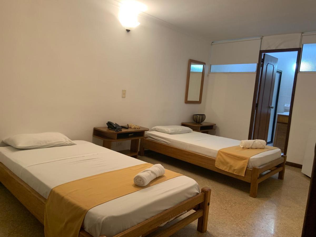 Casa Rosales Hotel Medellín Eksteriør billede